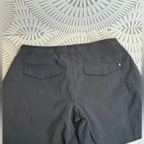 Marmot Women’s Black/Gray Shorts Size 10 Side Zipper Pocket‎ - Picture 5 of 8